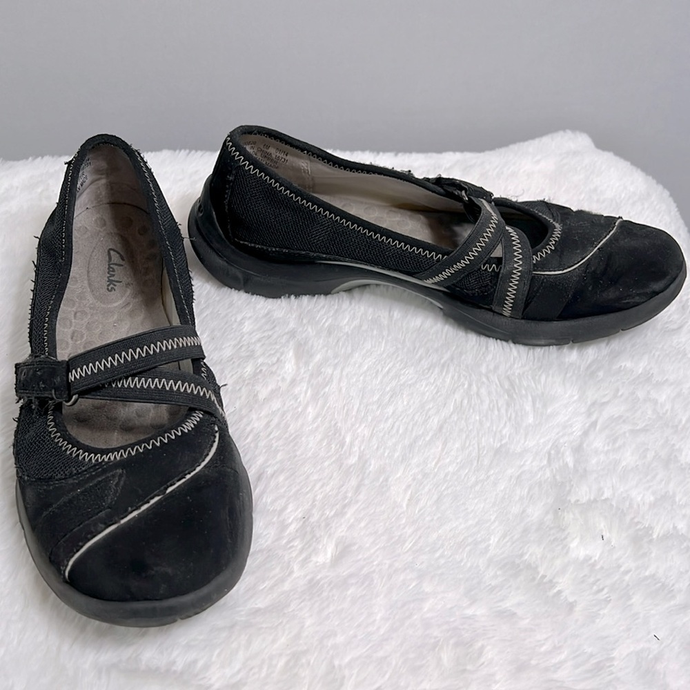 Privo by Clarks Mary Jane Walking Shoe size 6